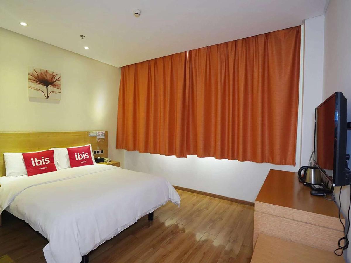 Отель Ibis Chuzhou 1912 Экстерьер фото