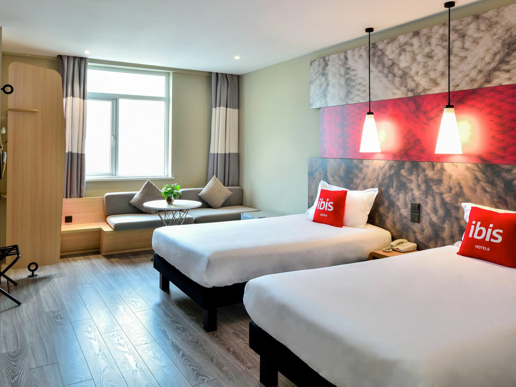 Отель Ibis Chuzhou 1912 Экстерьер фото