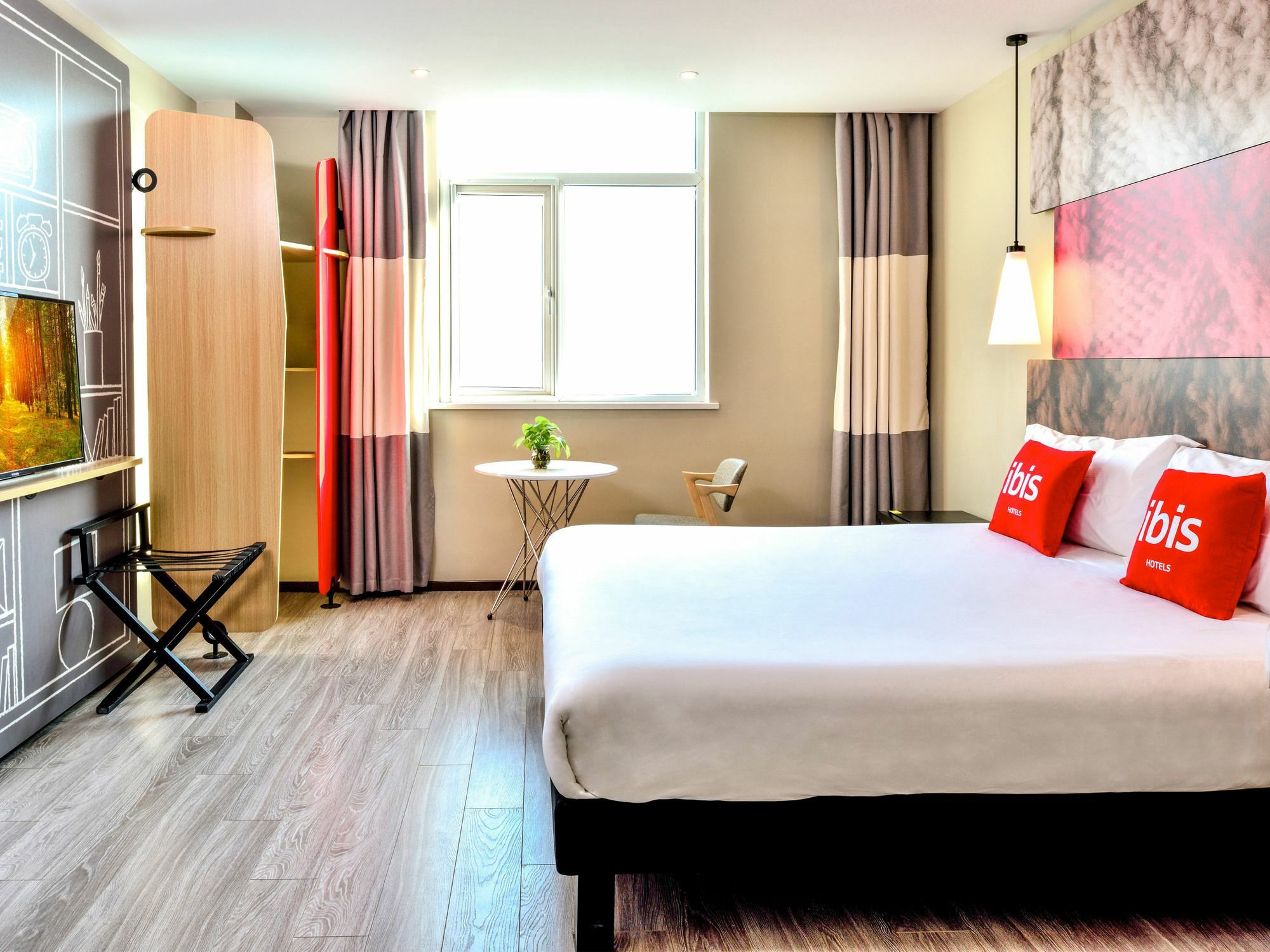 Отель Ibis Chuzhou 1912 Экстерьер фото